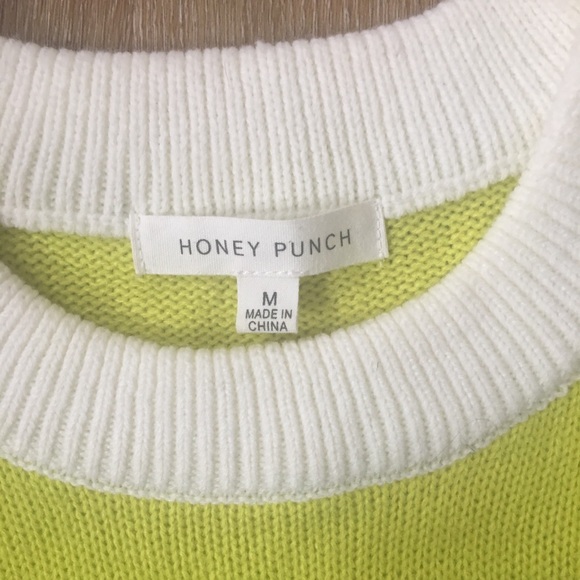 HONEY PUNCH SWEATER SIZE M - Picture 3 of 5